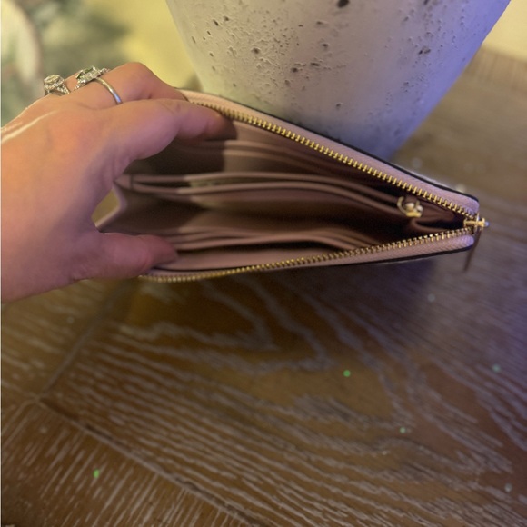 Cream michael kors wallet - Picture 4 of 5